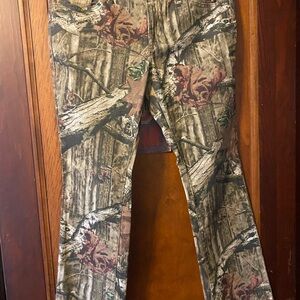 Mossy Oak Camouflage Pants